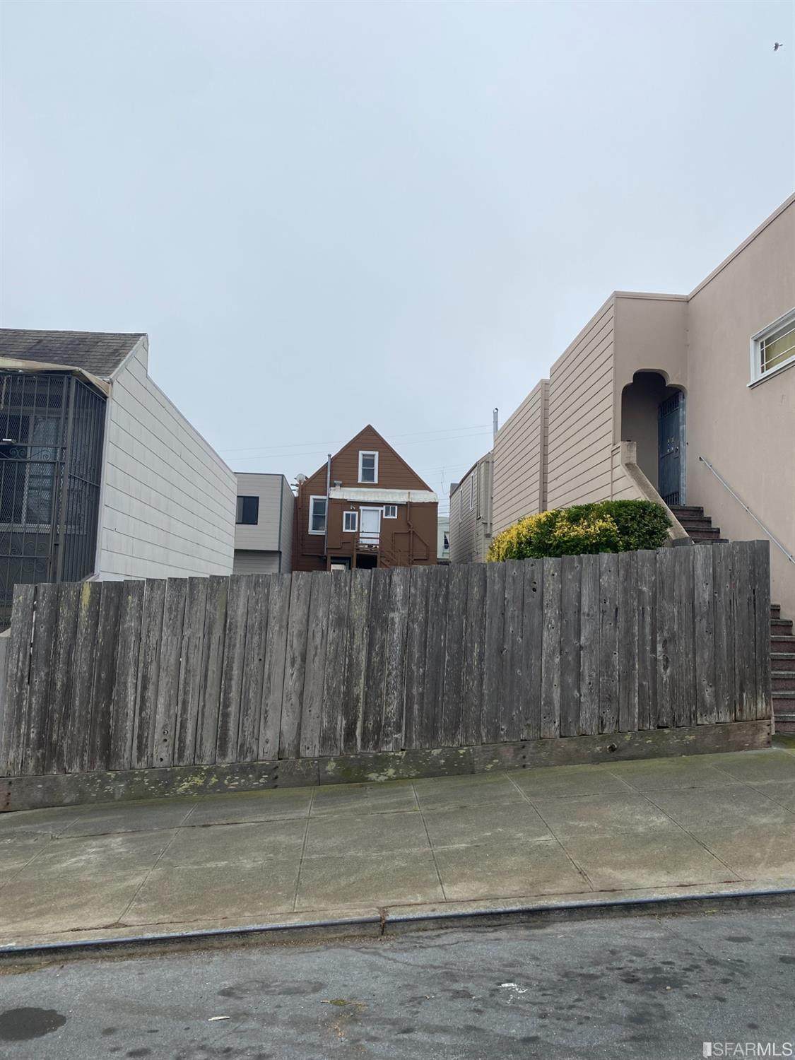 293 Sweeny Street - Photo 1