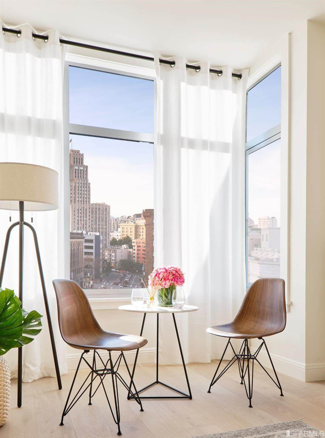 588 Minna Street - Photo 1