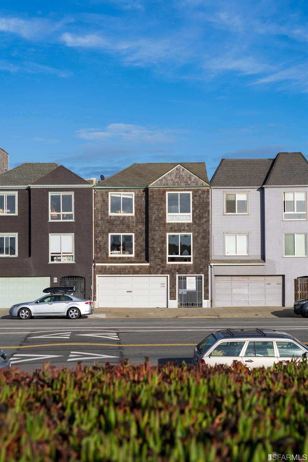 2458 Great Highway - Photo 1