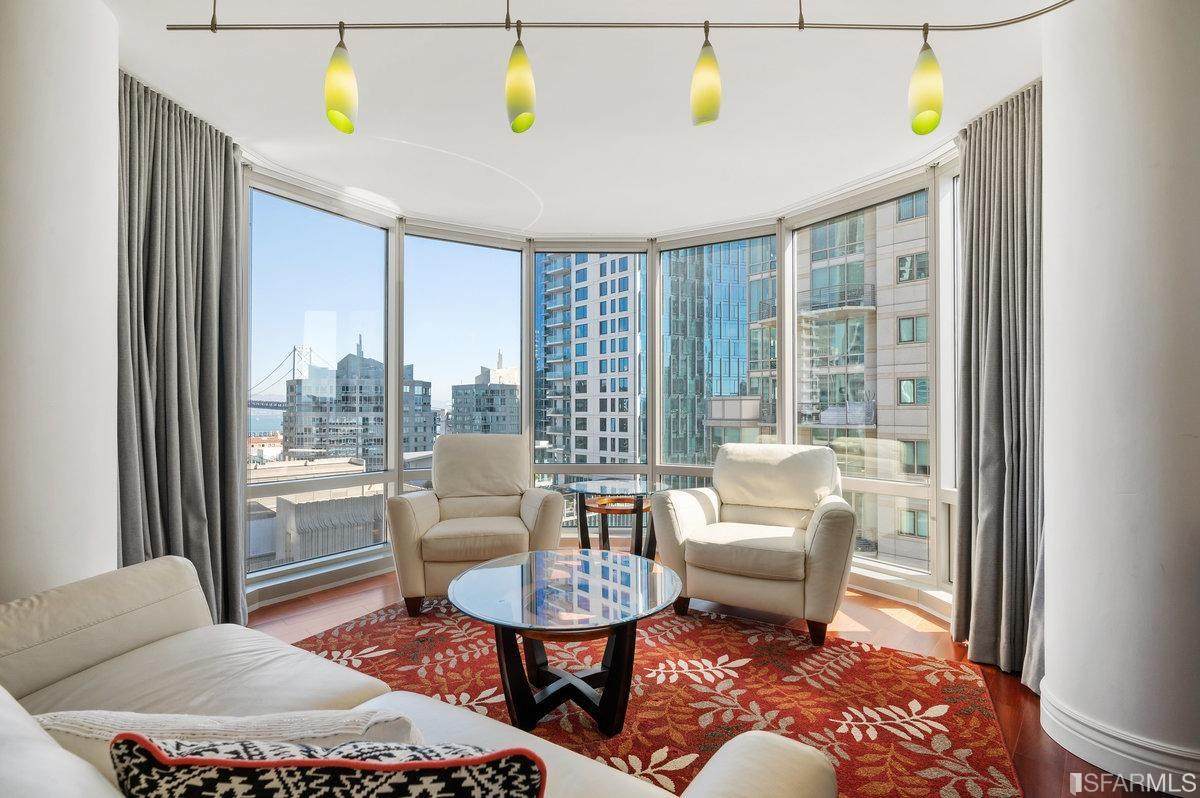 333 1st Street - Photo 1