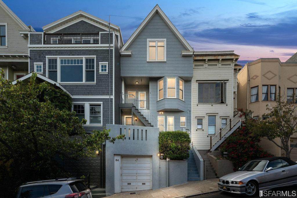 64 Mars Street - Photo 1