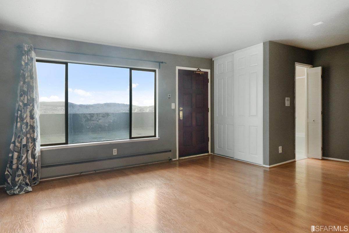 370 Monterey Boulevard - Photo 1