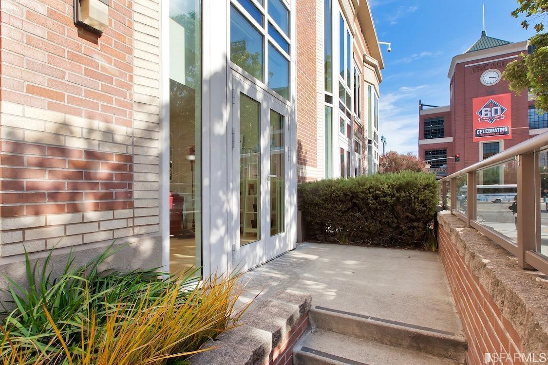 88 King Street - Photo 1