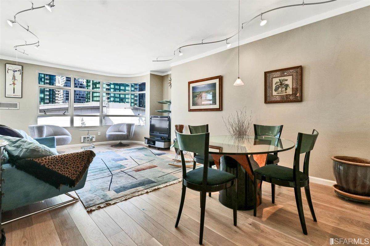 403 Main Street - Photo 1