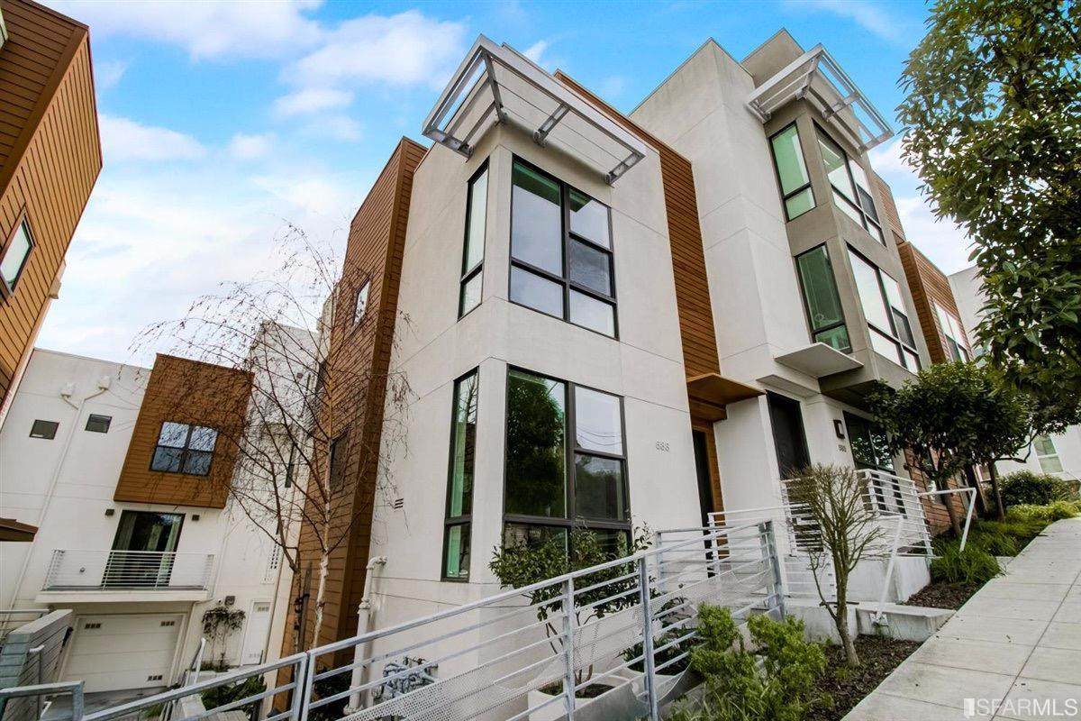 583 Donahue Street - Photo 1