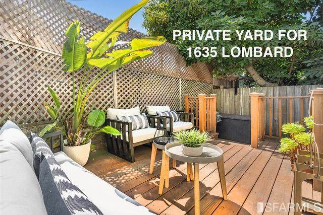 1635 Lombard Street - Photo 1
