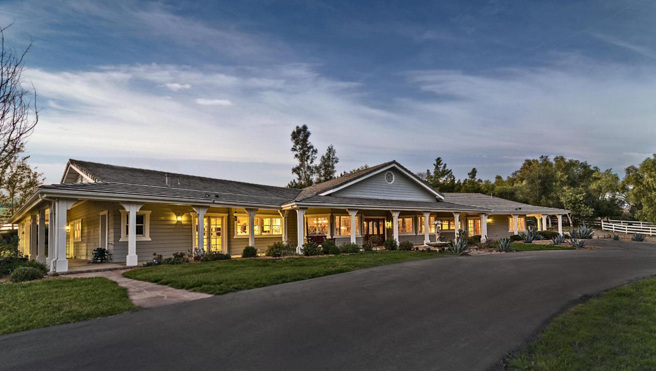 1665 Refugio Rd - Photo 1