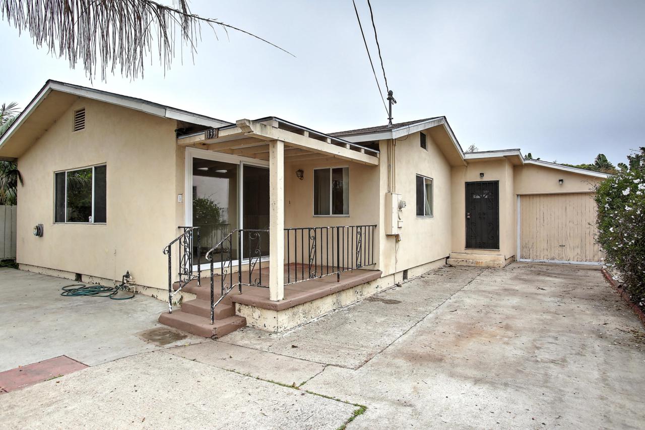 1133 Quinientos St - Photo 1