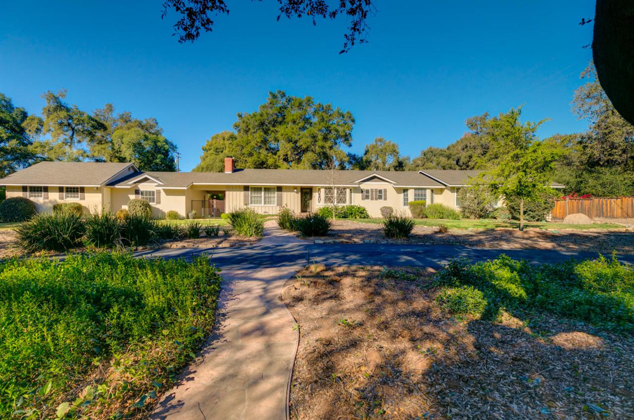 802 El Toro Rd - Photo 1