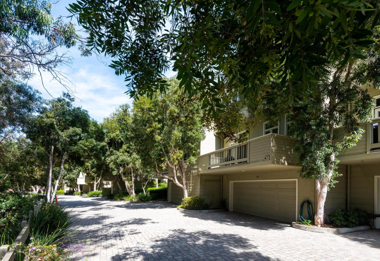 907 Weldon Rd - Photo 1