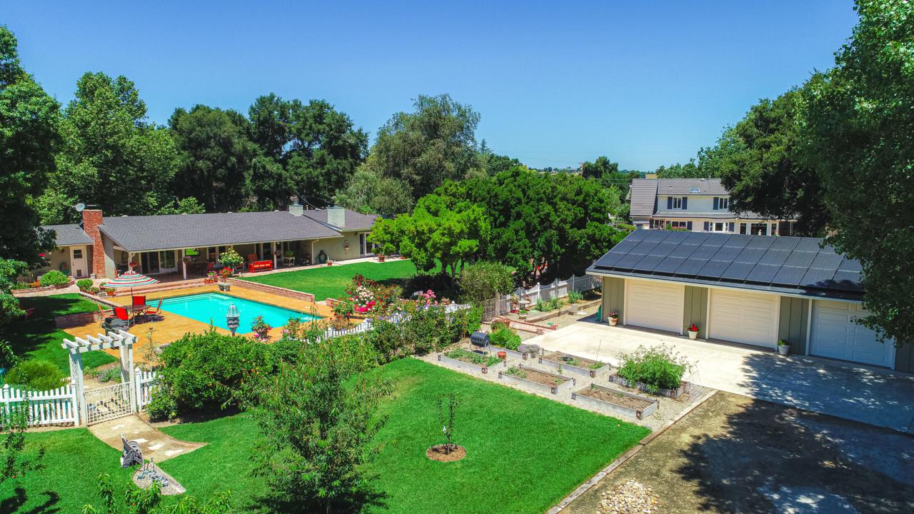 2305 Sunrise Way - Photo 1