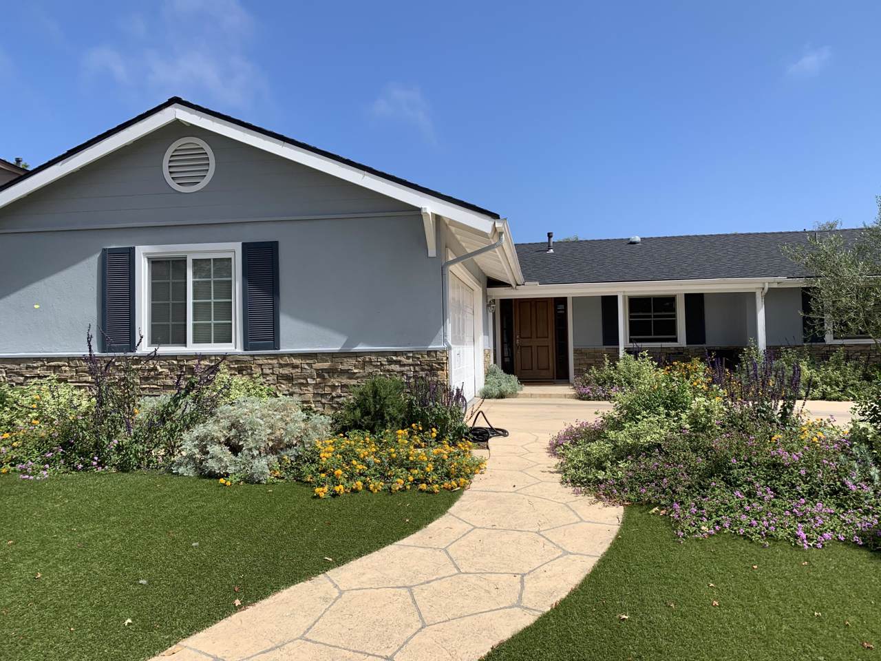 6272 Parkhurst Dr - Photo 1