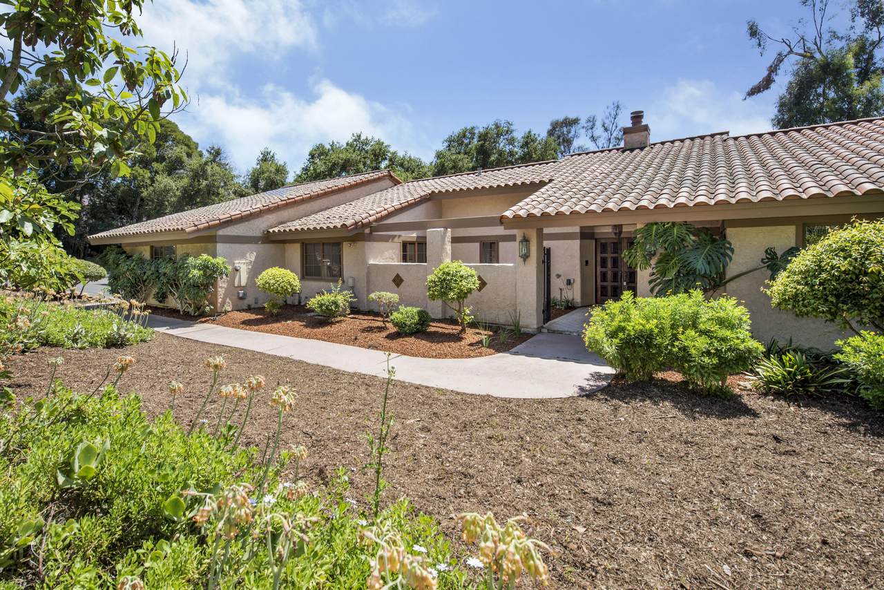 208 Eucalyptus Hill Dr - Photo 1