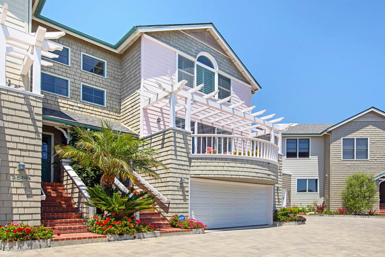 2570 Banner Ave - Photo 1