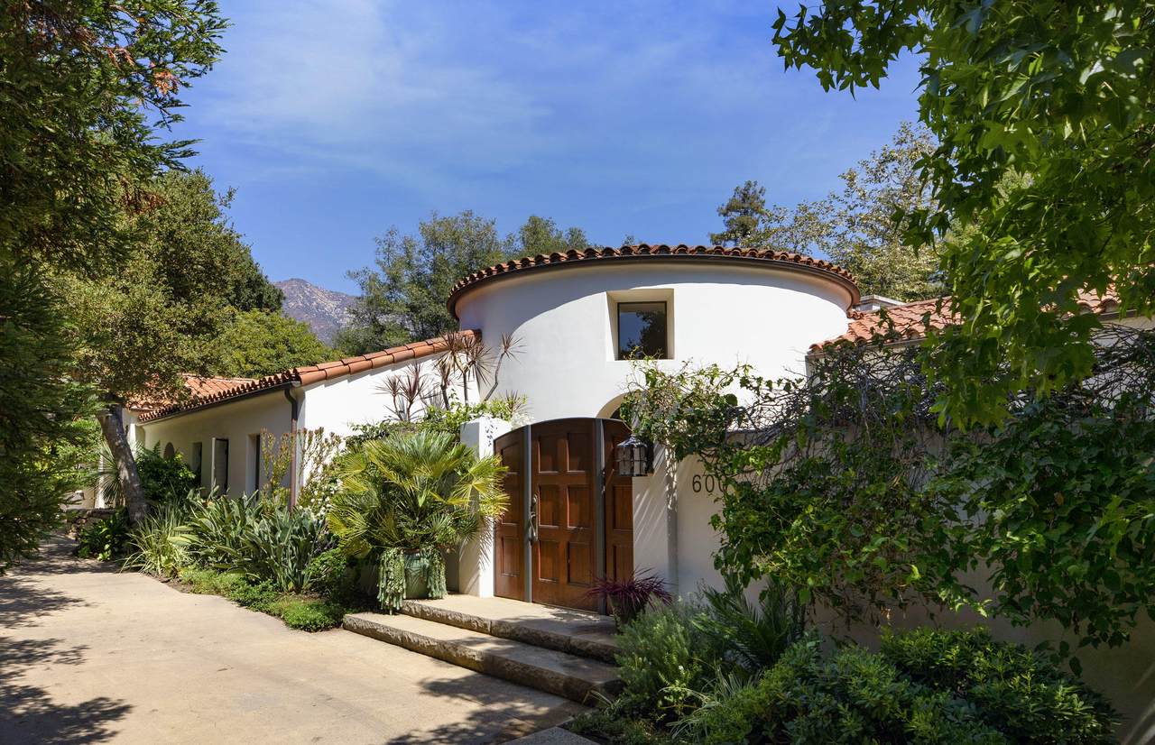 600 El Bosque Rd - Photo 1