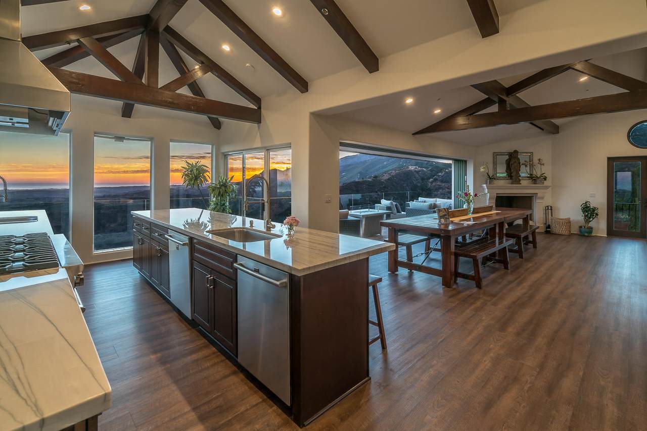 2081 San Marcos Rd - Photo 1
