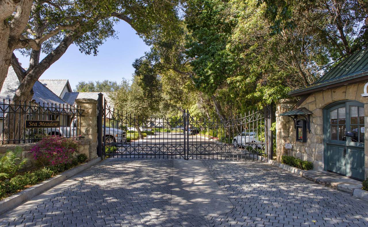 40 Hammond Dr - Photo 1