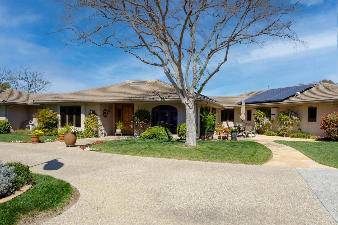 851 Adobe Creek Rd - Photo 1