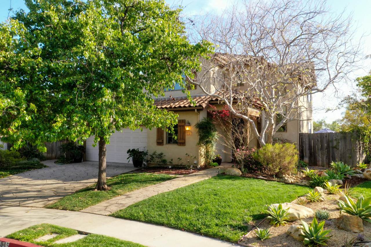 3945 Stacy Ln - Photo 1