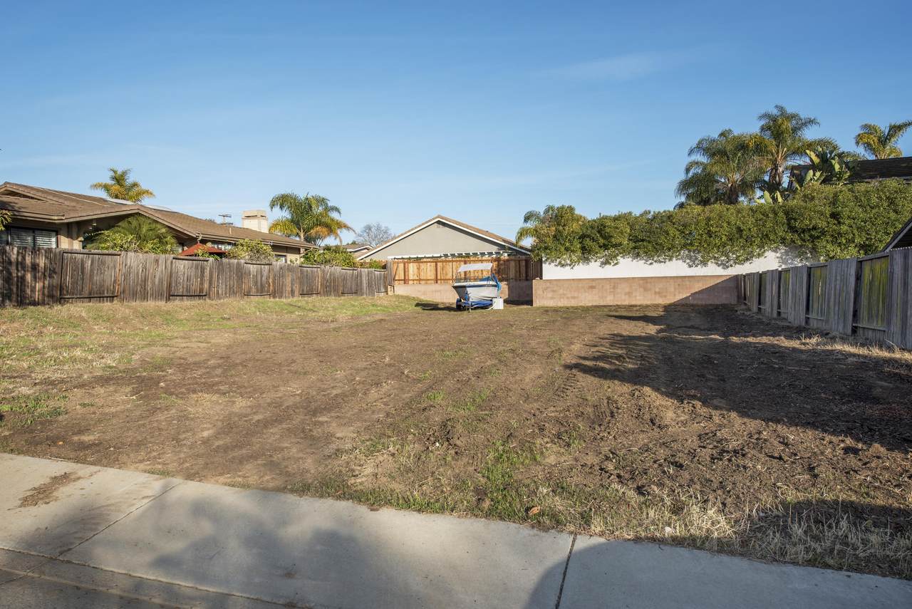 8 Violet Ln - Photo 1