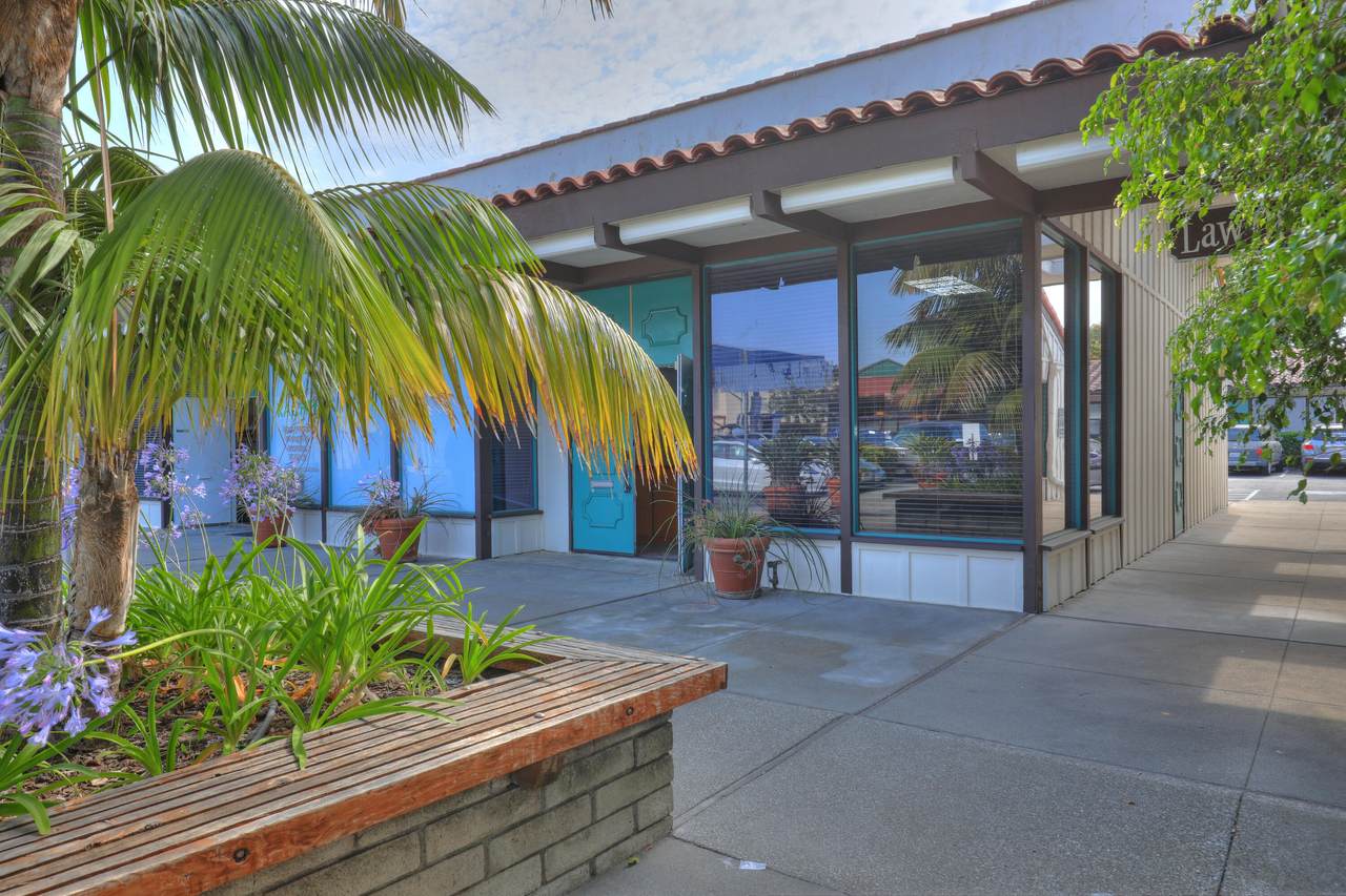 160 Fairview Ave - Photo 1