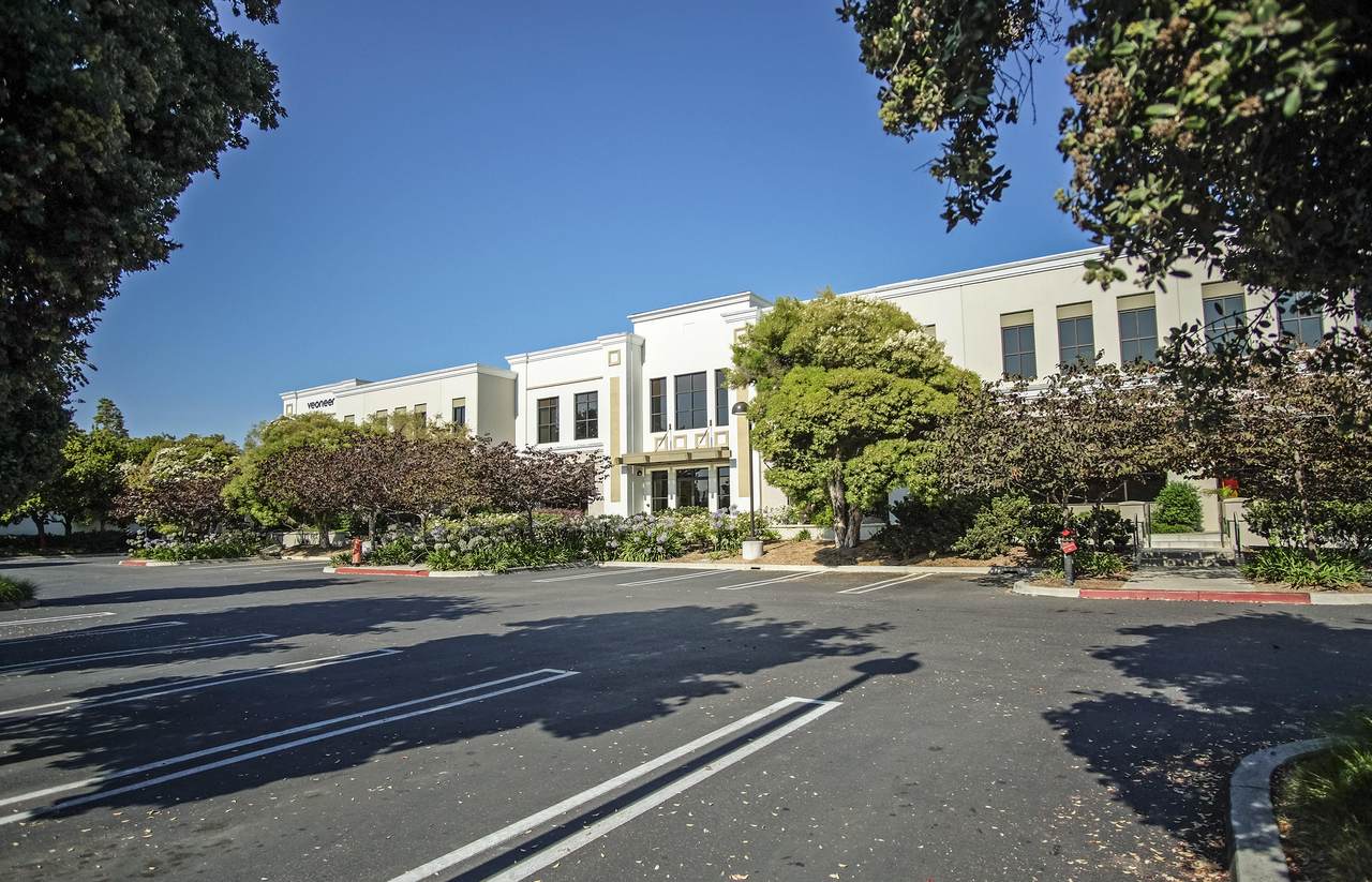 420 Fairview Ave - Photo 1