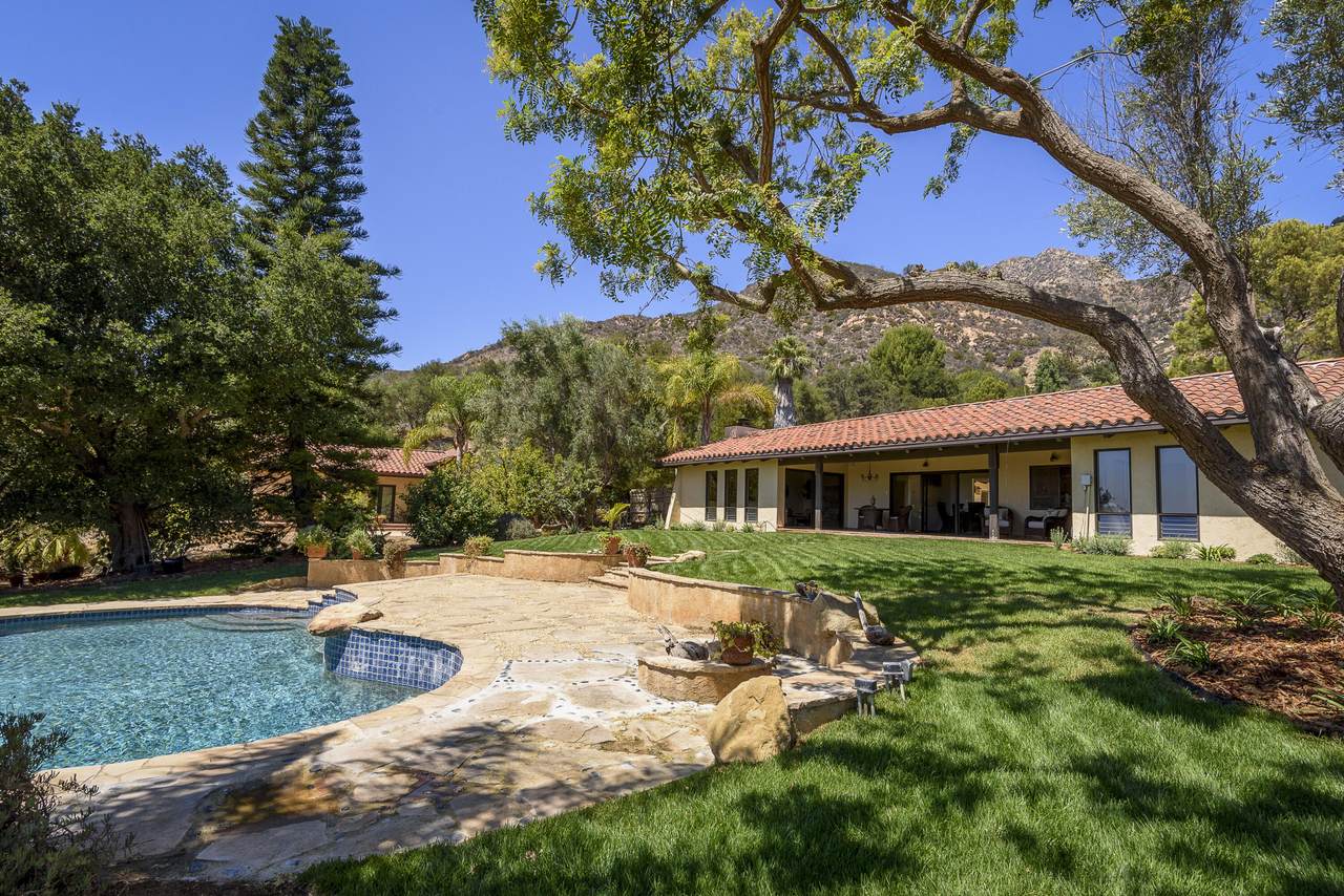 1040 Ladera Lane - Photo 1