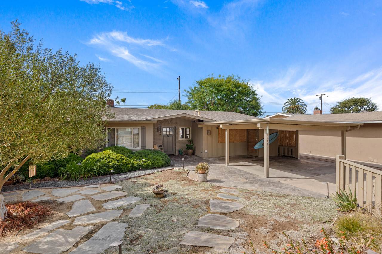 3933 Camellia Ln - Photo 1