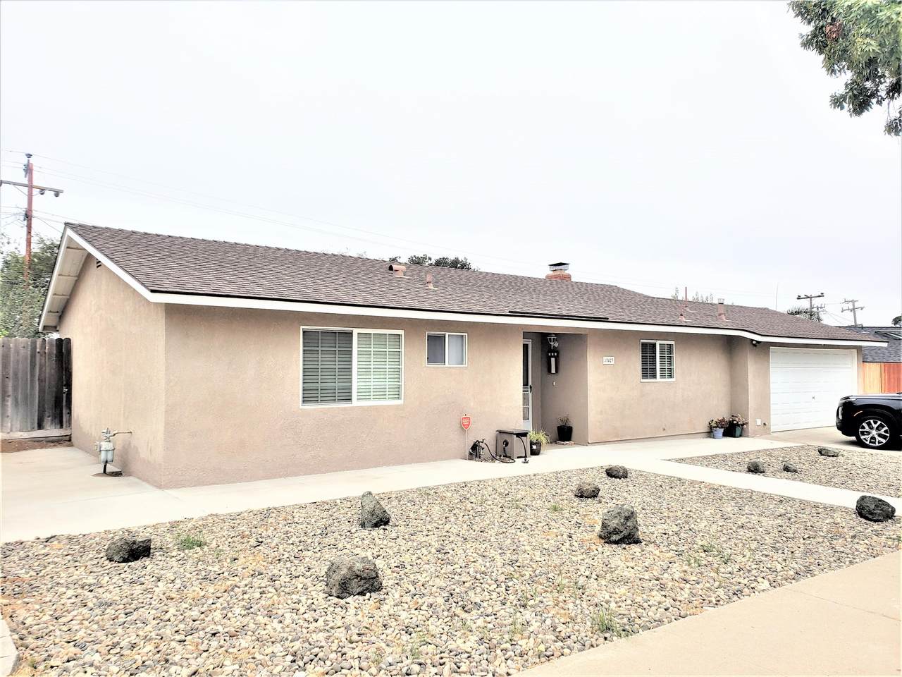 5423 Lancer Ave - Photo 1