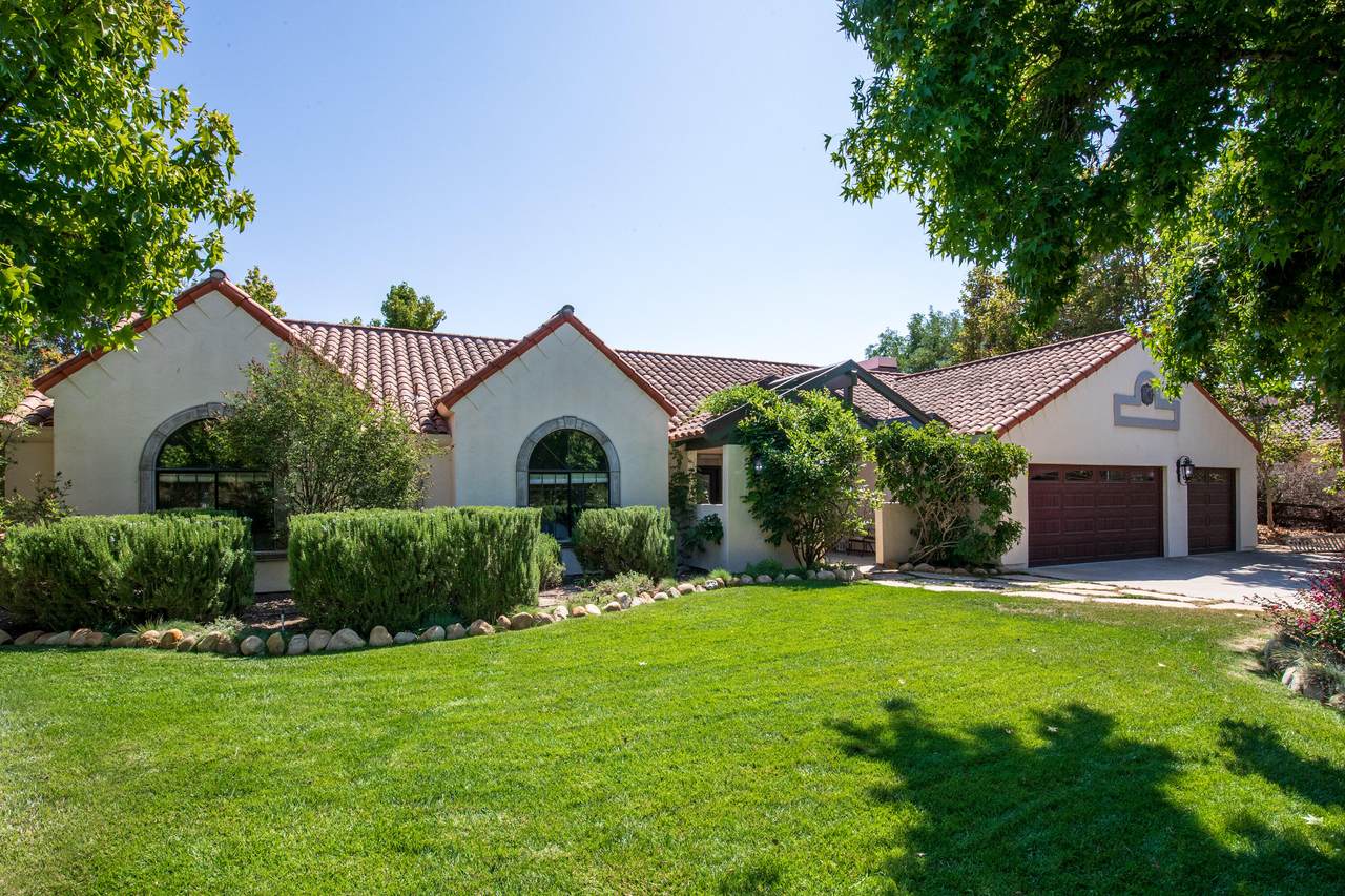 1543 Viking Way - Photo 1