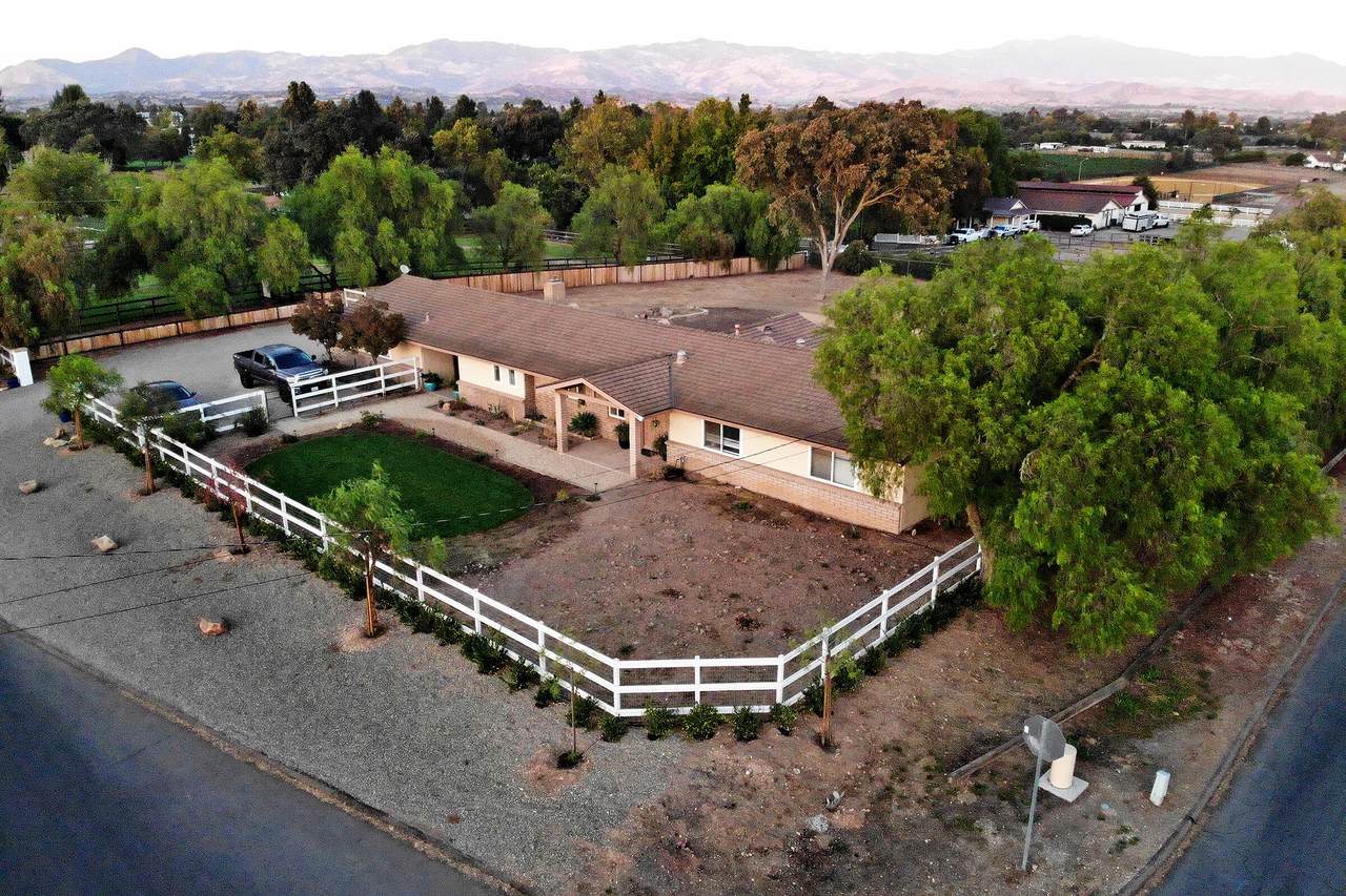 1400 Calzada Ave - Photo 1