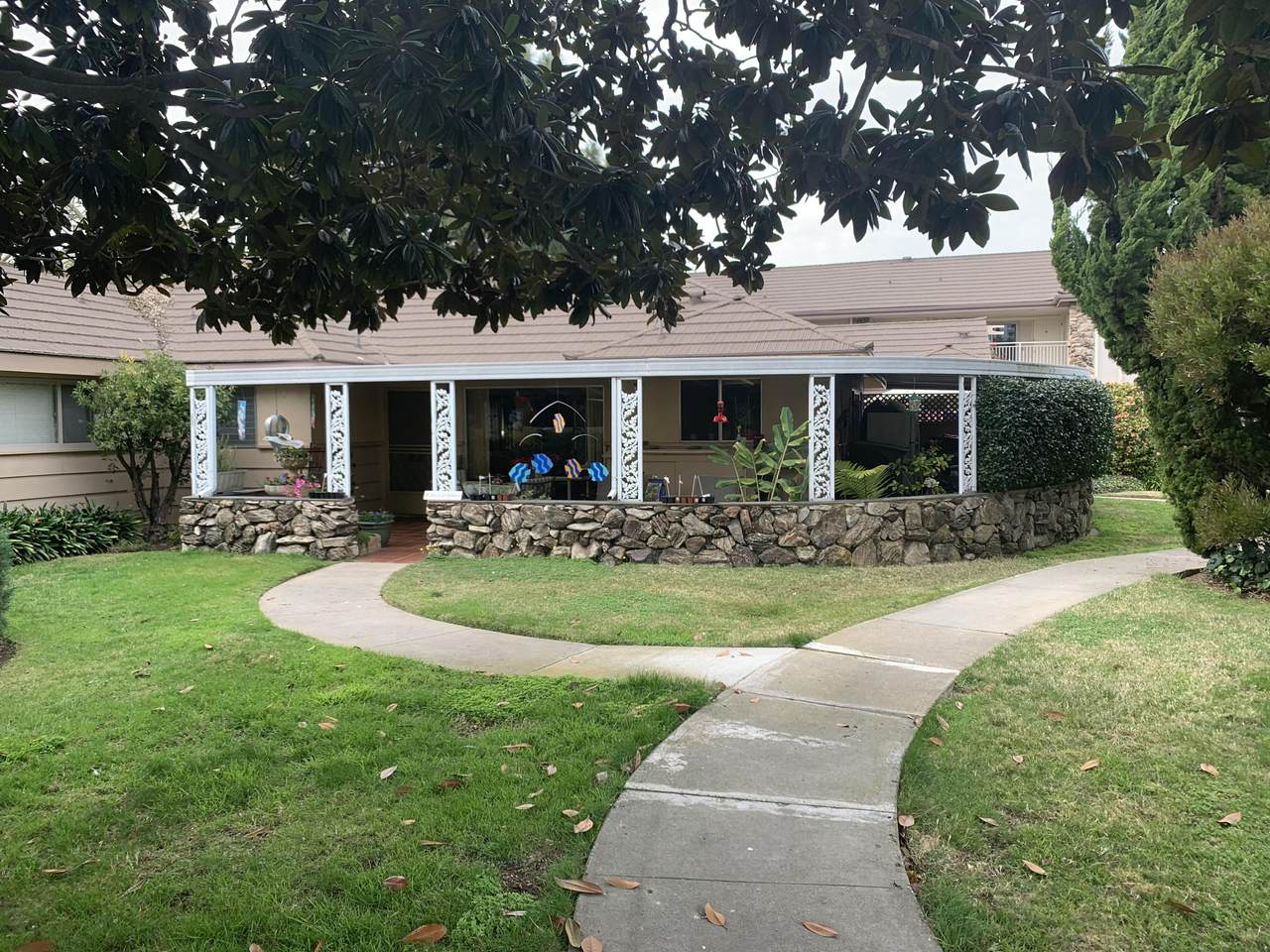 270 Fairview Ave - Photo 1