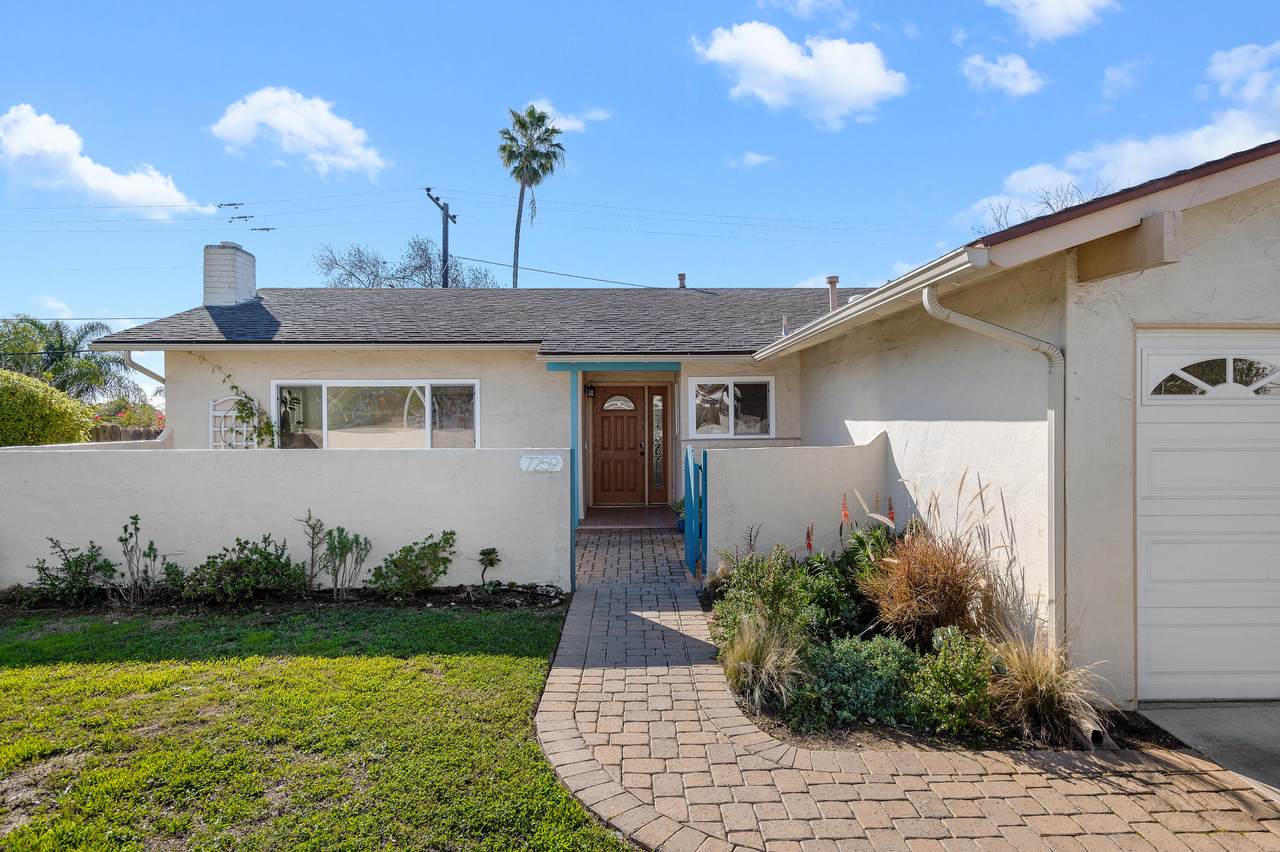 7259 Padova Dr - Photo 1