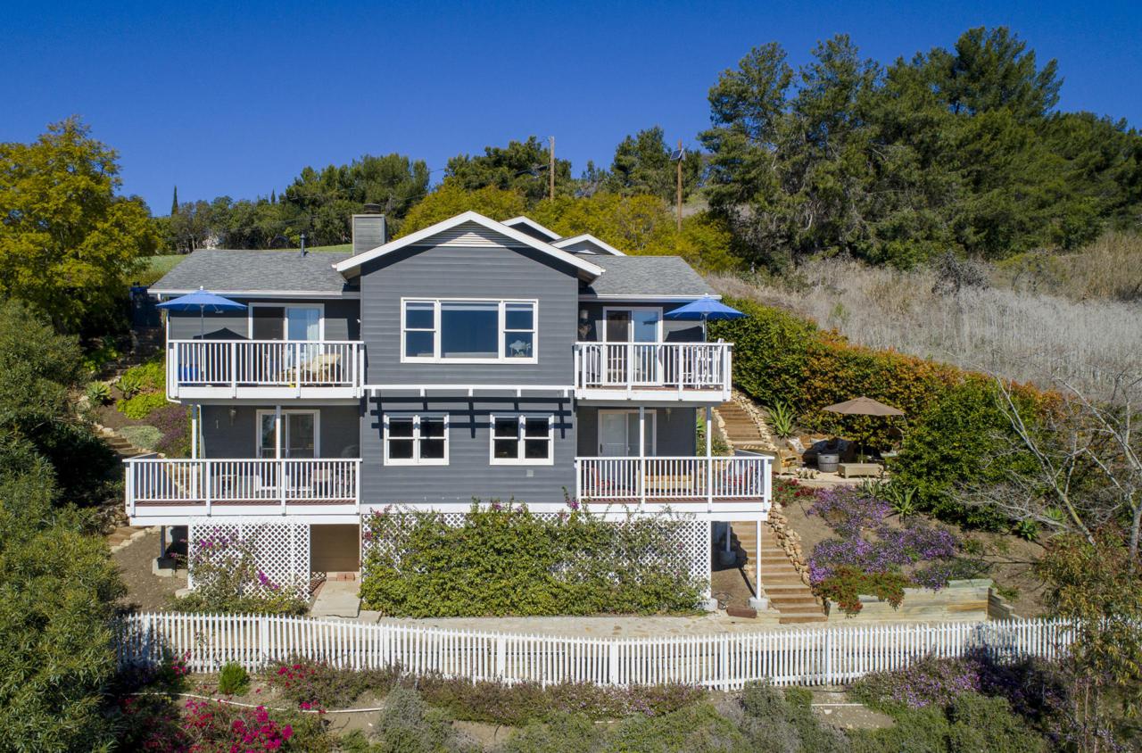 2206 Calle Culebra - Photo 1
