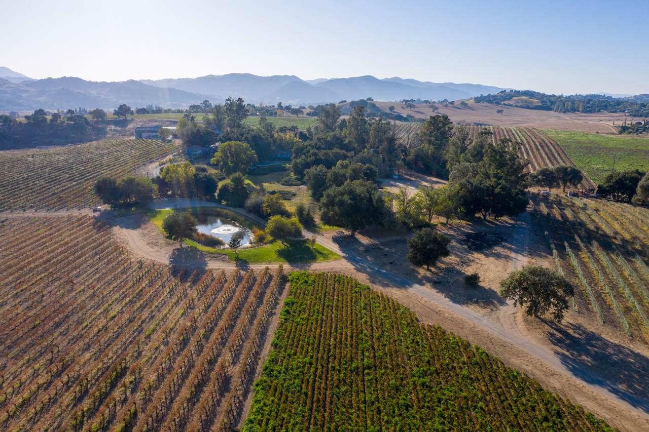 587 Refugio Rd - Photo 1