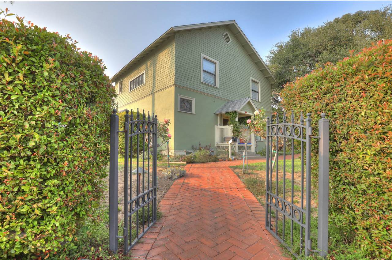 234 Islay St - Photo 1