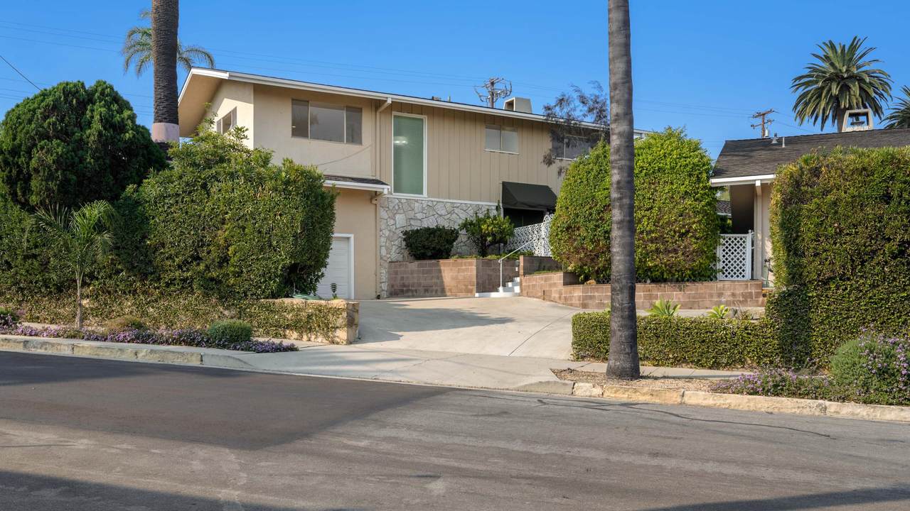 400 Pedregosa St - Photo 1