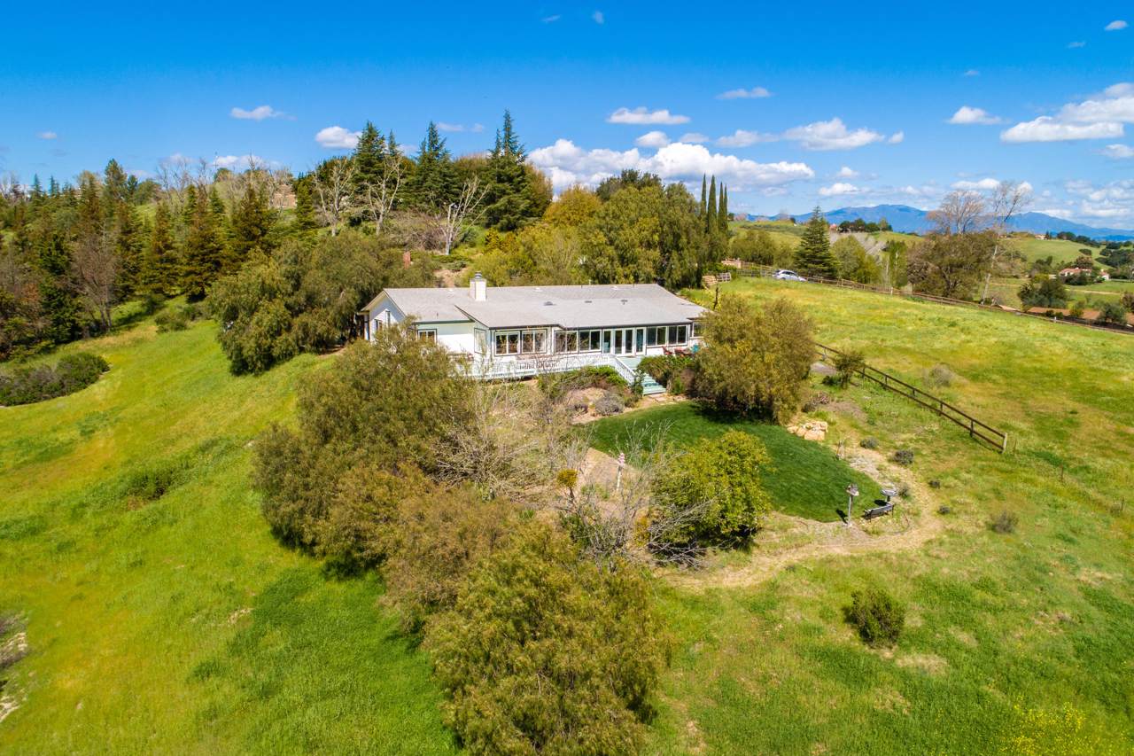 987 Fredensborg Canyon Rd - Photo 1