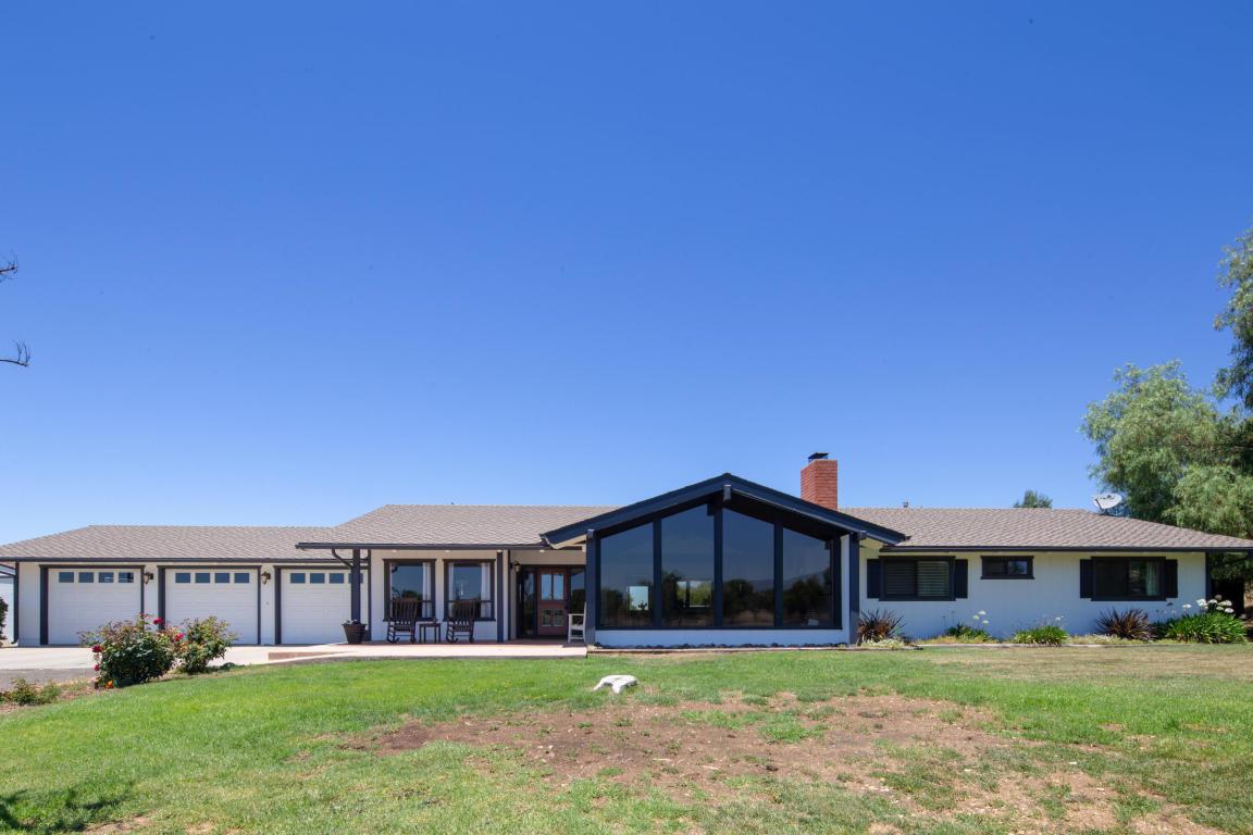 1725 Linda Vista Dr - Photo 1