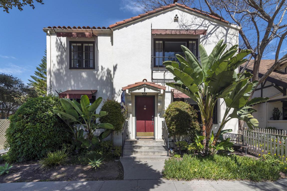 427 Corona Del Mar - Photo 1