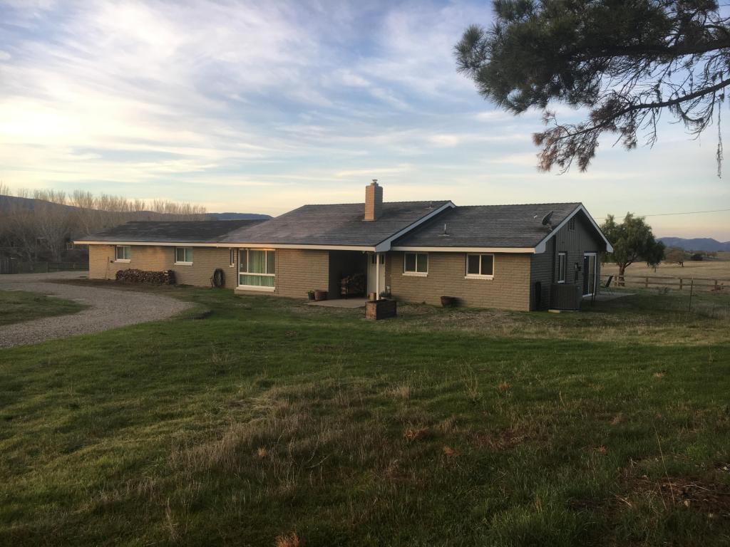 1645 Linda Vista Dr - Photo 1