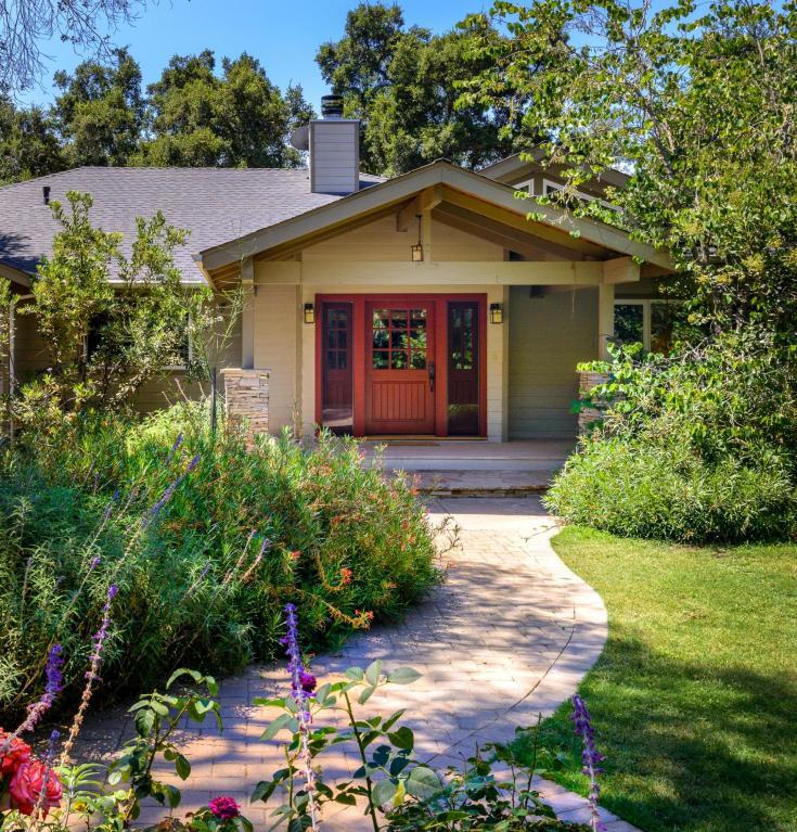 868 Fairview Rd - Photo 1