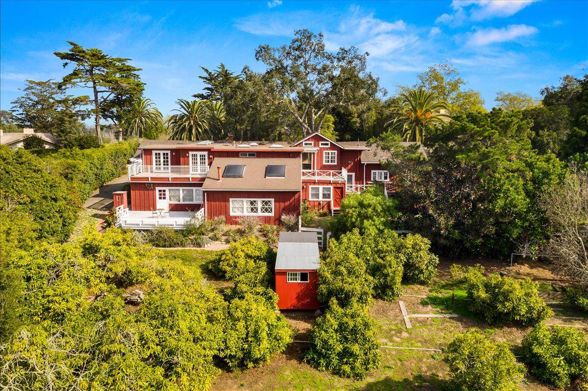 802 Carosam Road - Photo 1