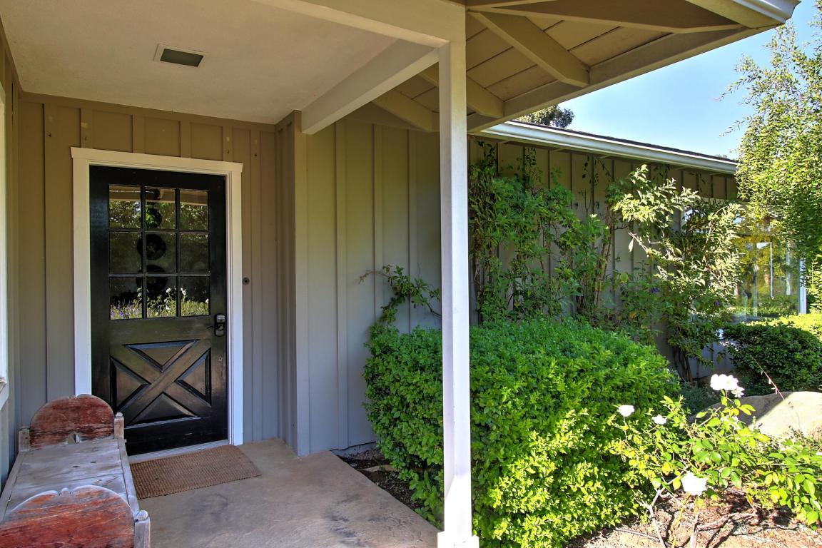 830 Summit Road - Photo 1