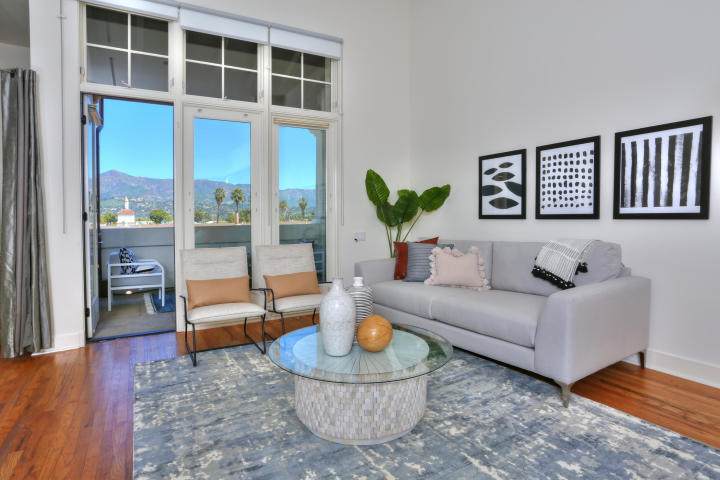350 Chapala - Photo 1