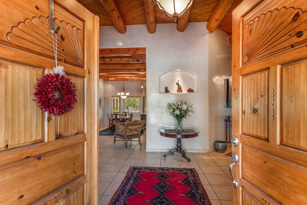 4 Gwendolyn Court - Photo 1