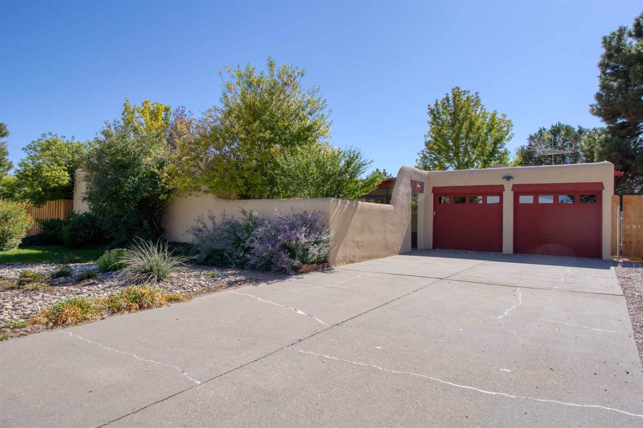 471 Grand Canyon Dr - Photo 1