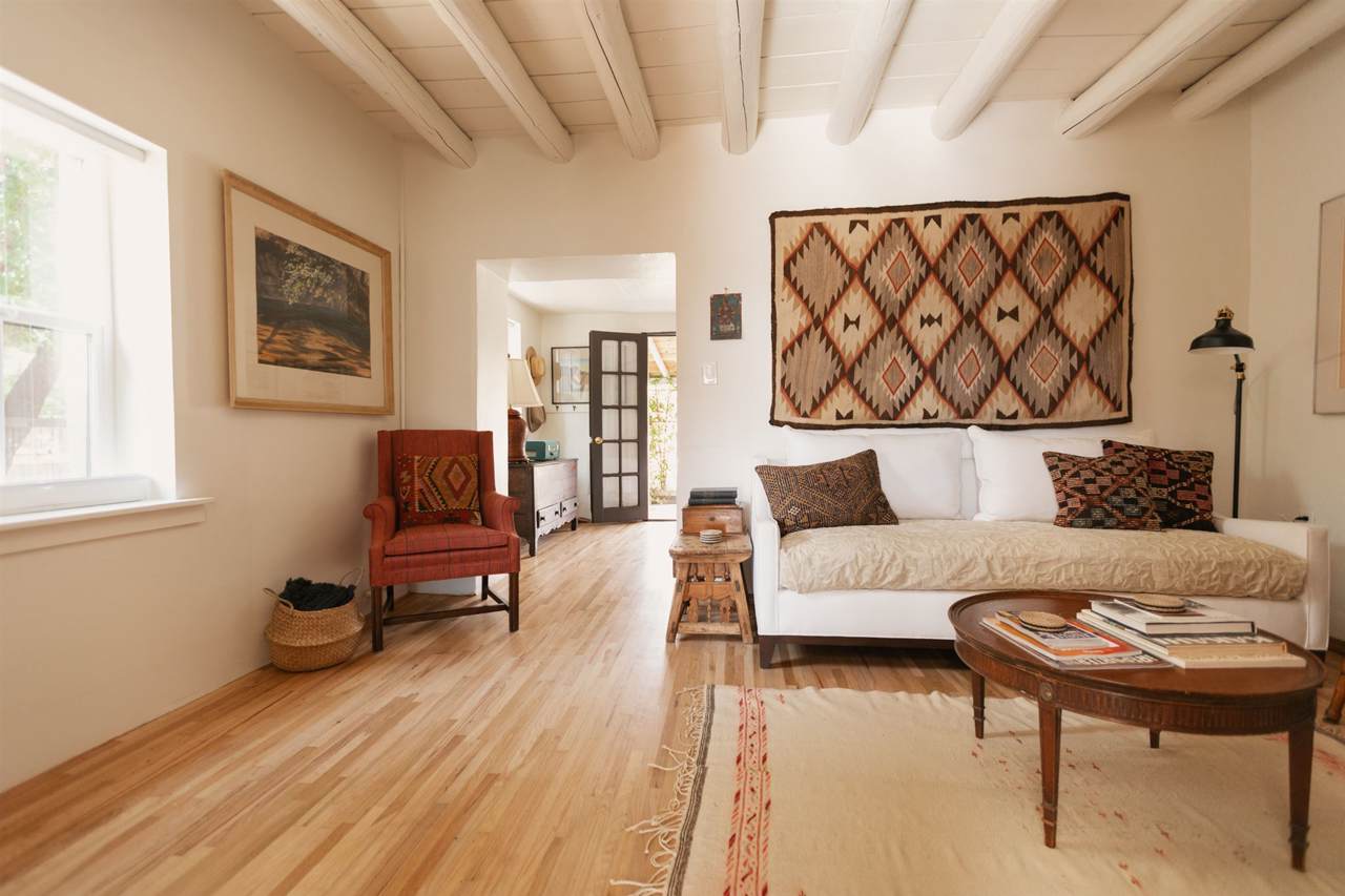 410 Apodaca Hill - Photo 1