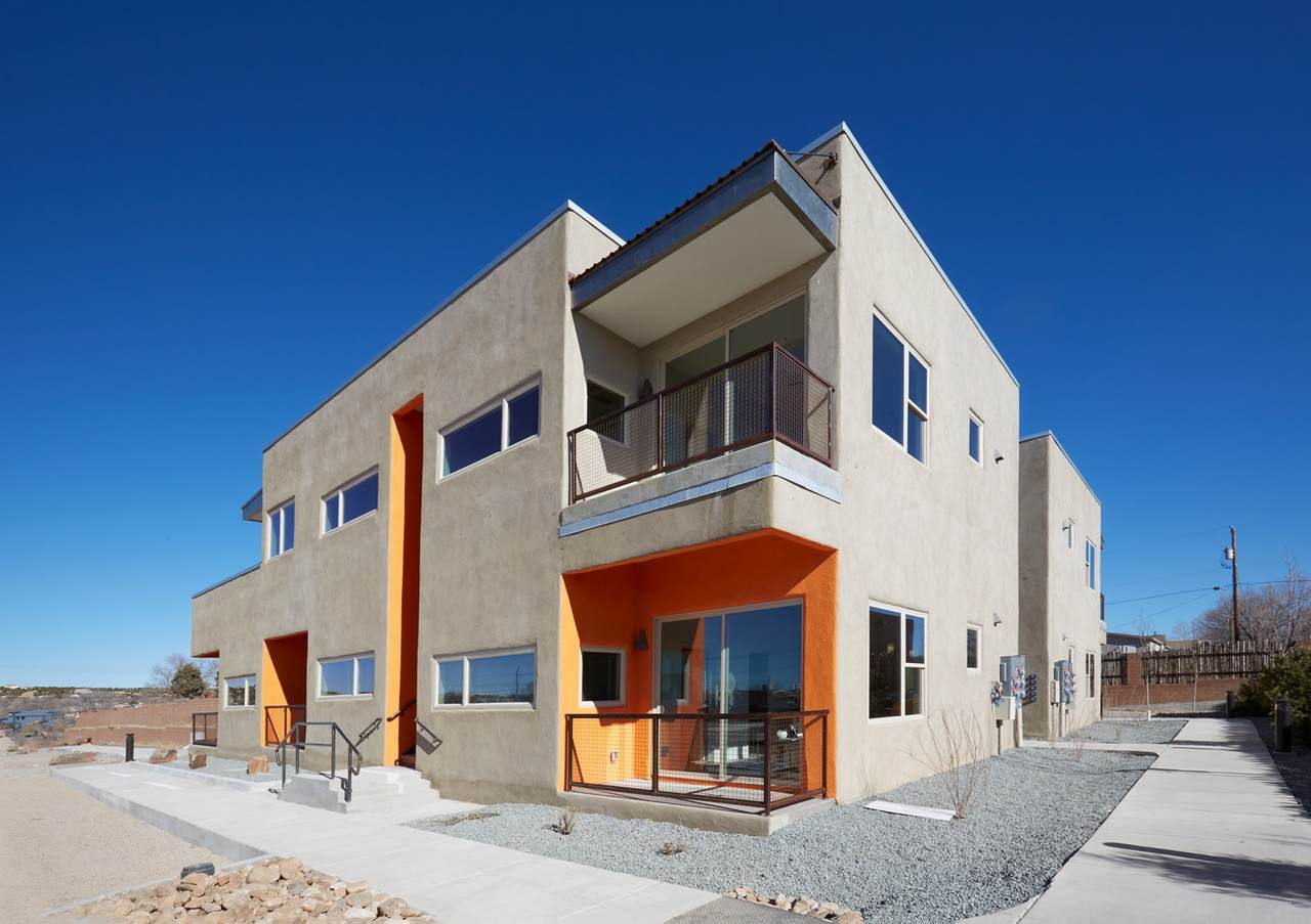 1113 Paseo Corazon - Photo 1