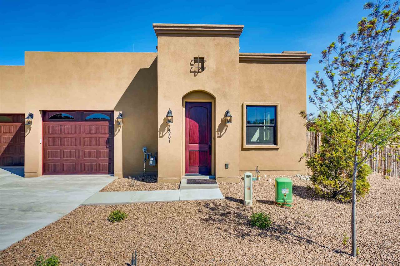 2901 Viale Court - Photo 1